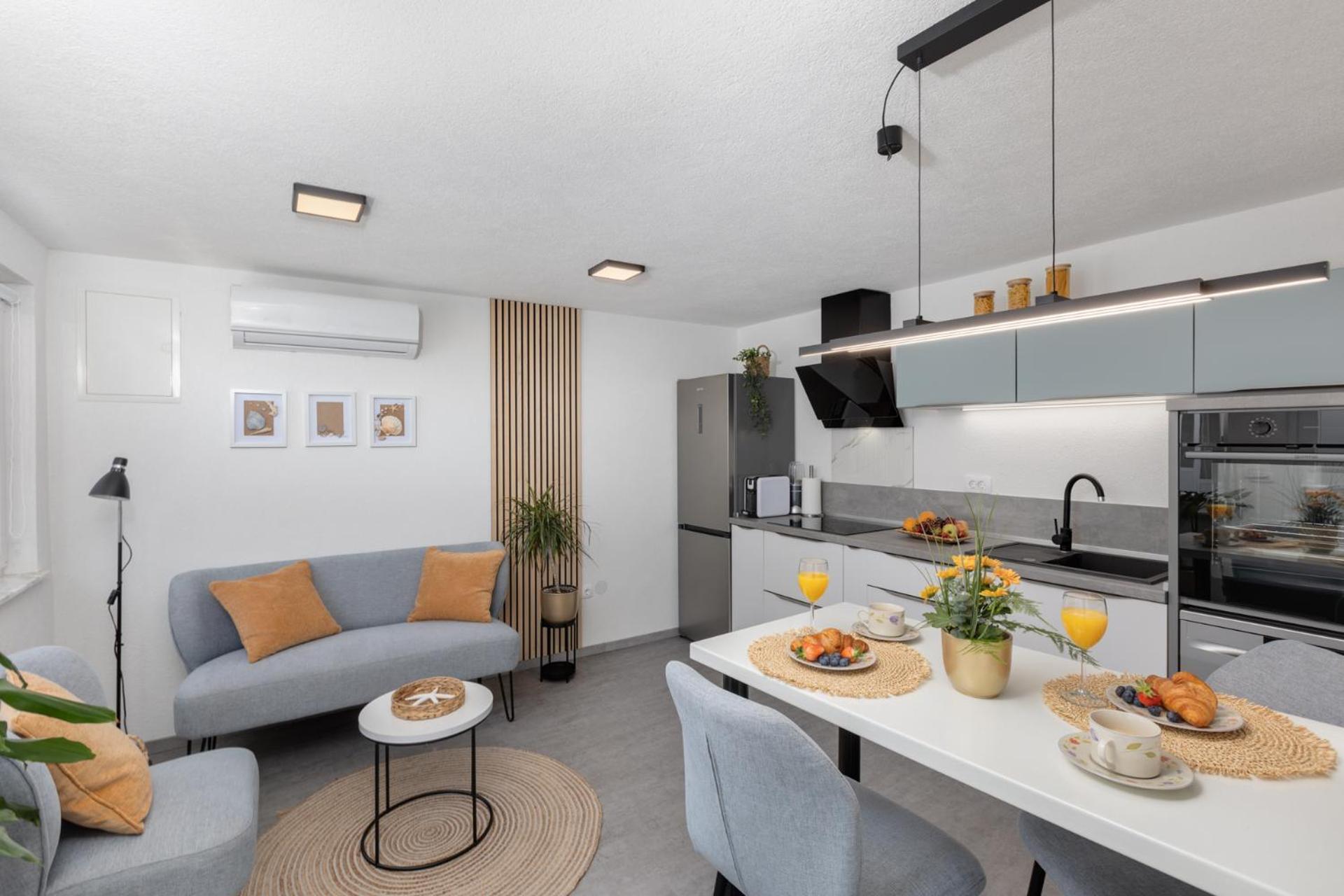 Villa Marica Tiny House In Krk City Centre Крк Екстер'єр фото